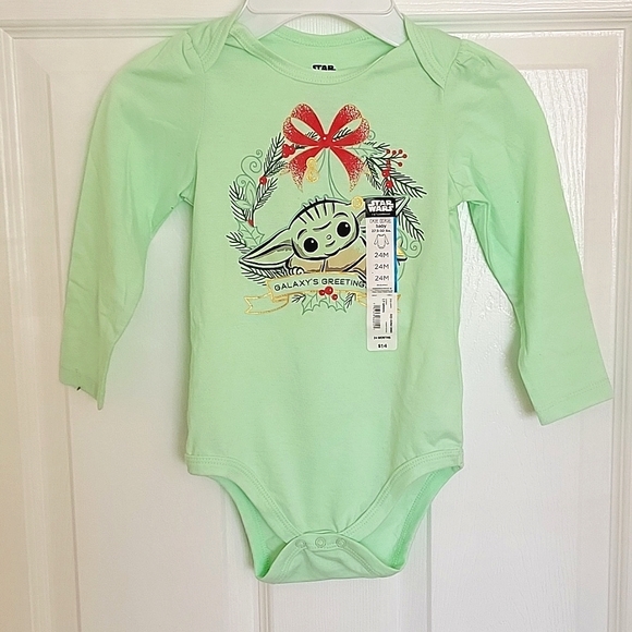 🎁NEW SET Okie Dokie Mandalorian Christmas Bodysuit. Ultraviolet Sun Protección - Picture 3 of 16